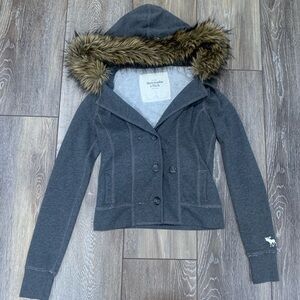 abercrombie & fitch grey sweater with fur hood
